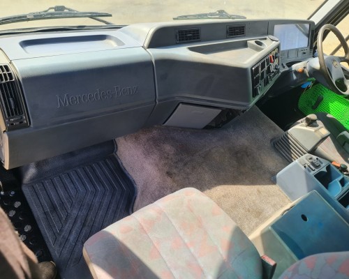 Cabin Interior – Passenger Side – Mercedes Actros 1840