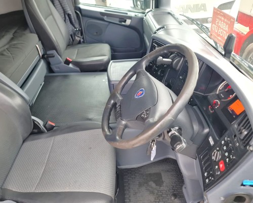 Cabin Interior – Driver Side – Scania G410