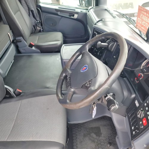 Cabin Interior – Driver Side – Scania G410
