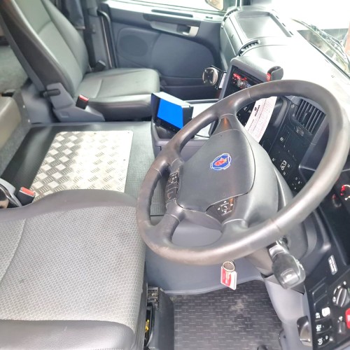 Cabin Interior – Driver Side – Scania G410